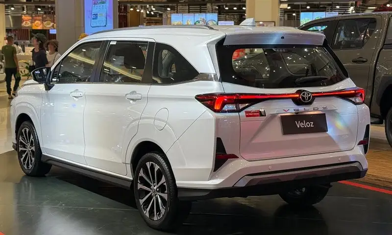 New 2026 Toyota Veloz Hybrid – Best 7 Seater Compact Family MPV